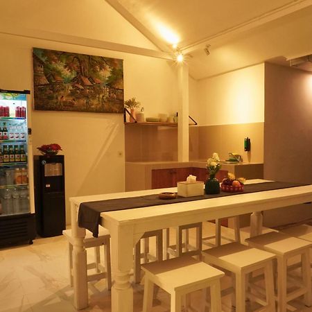 Summer Of Surf Hostel Uluwatu Ungasan Zewnętrze zdjęcie