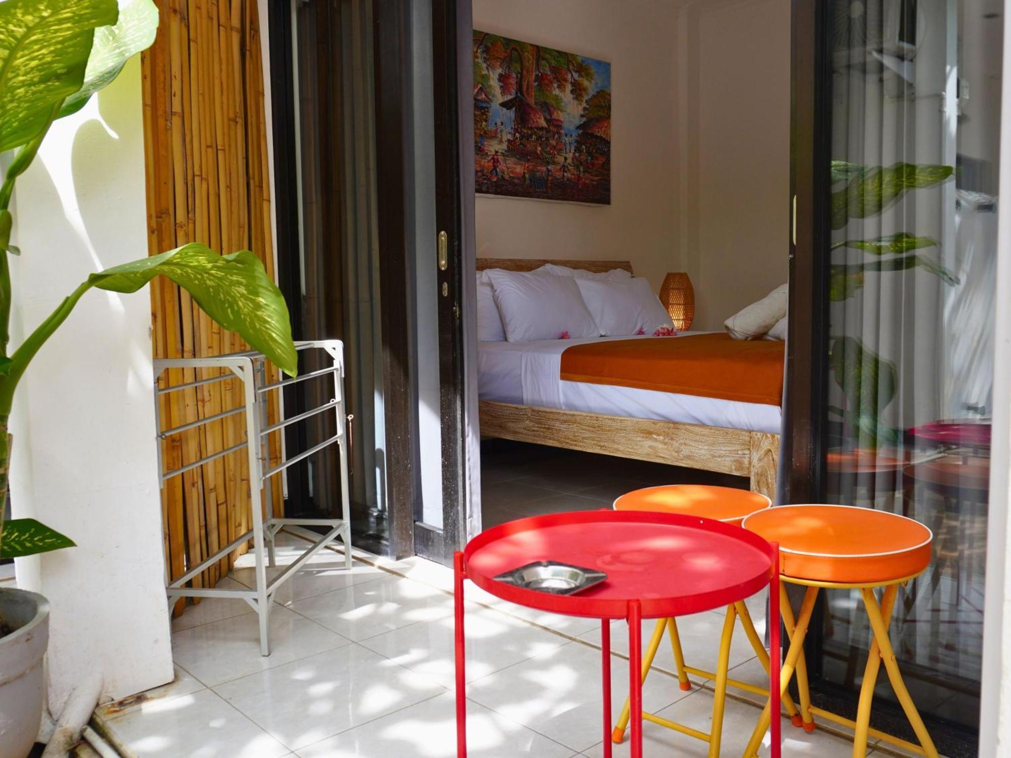 Summer Of Surf Hostel Uluwatu Ungasan Zewnętrze zdjęcie