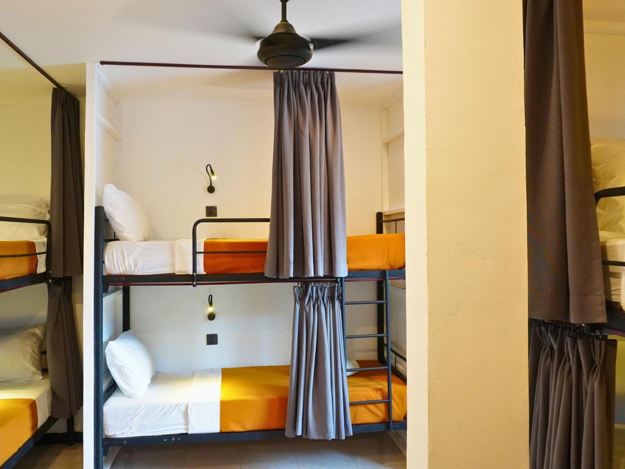 Summer Of Surf Hostel Uluwatu Ungasan Zewnętrze zdjęcie