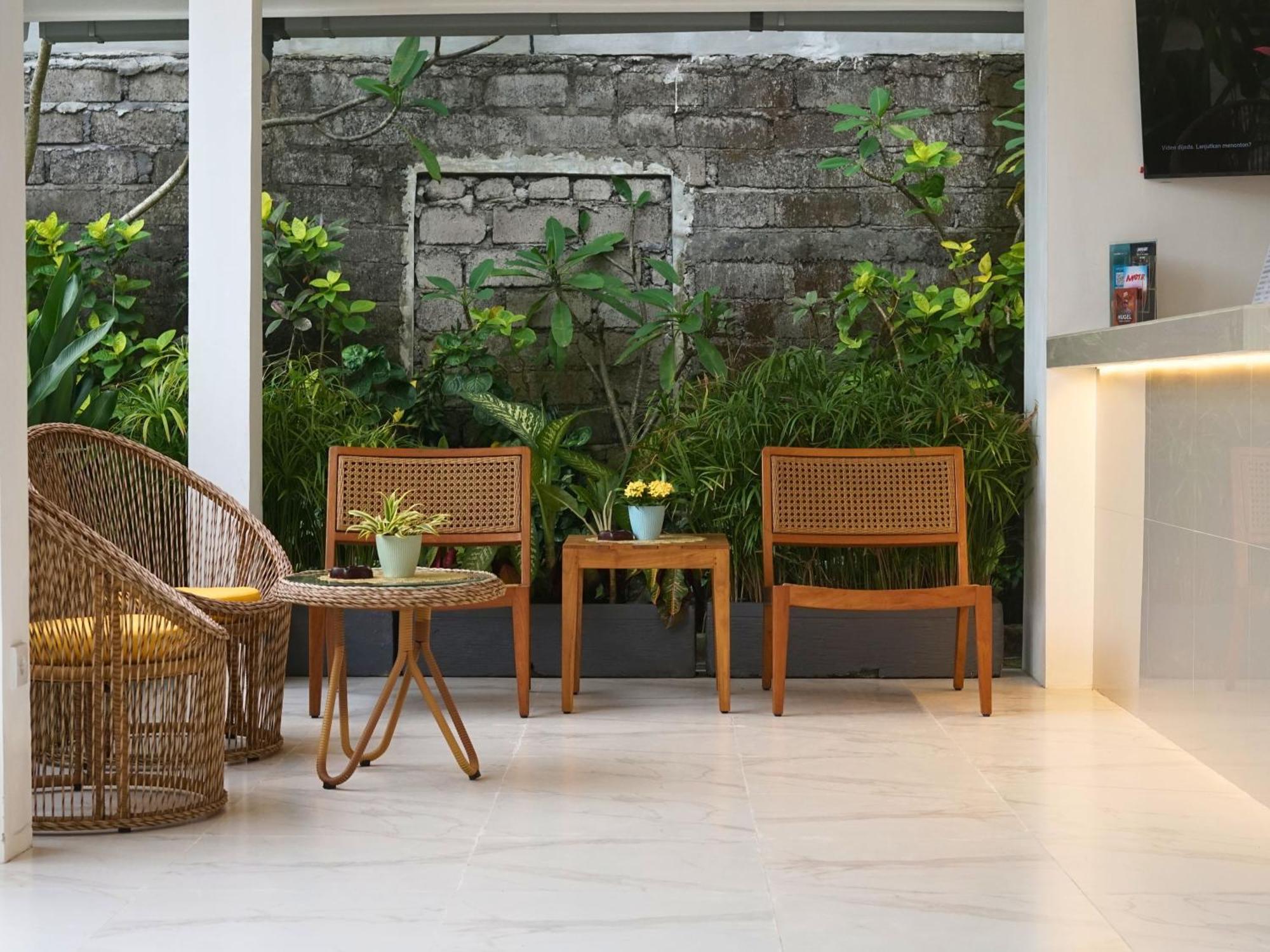 Summer Of Surf Hostel Uluwatu Ungasan Zewnętrze zdjęcie